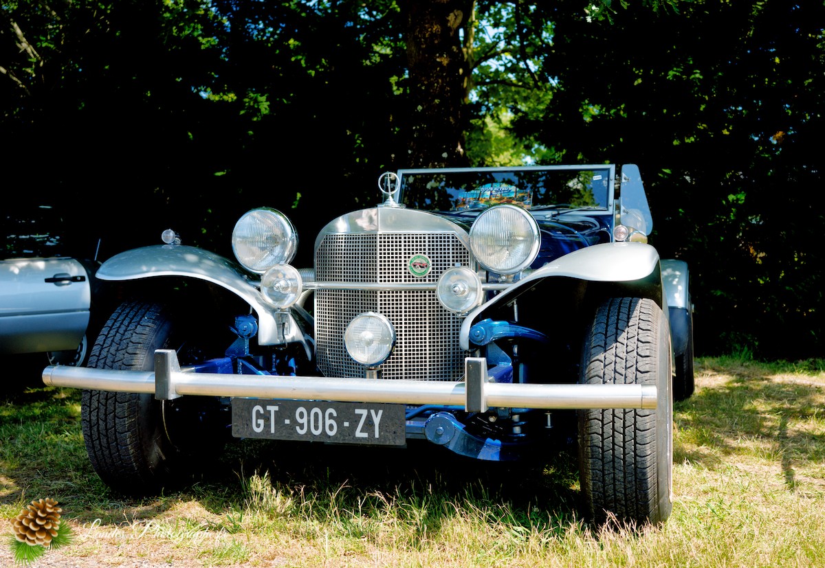 🚗  Les 10 ans du Club Loun Rétro : Patrimoine Roulant au Bord du Lac de Léon